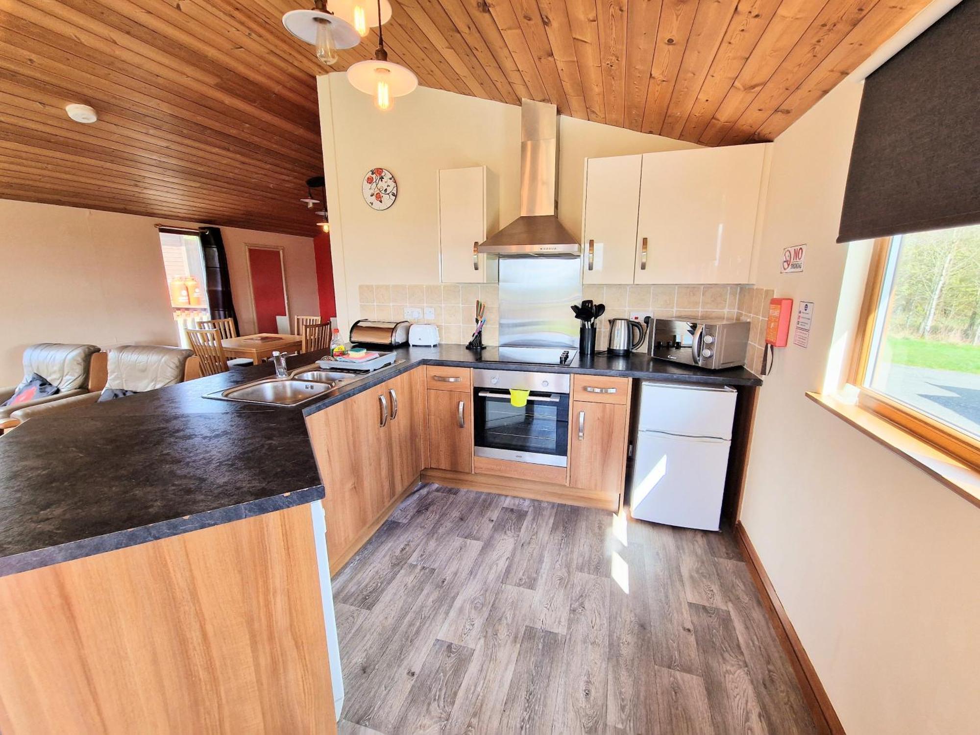 Lomond 4 With Private Hot Tub - Fife - Loch Leven - Lomond Hills Villa Kelty Екстериор снимка