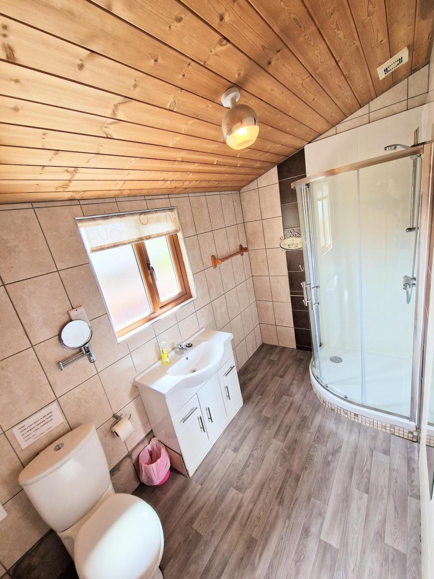 Lomond 4 With Private Hot Tub - Fife - Loch Leven - Lomond Hills Villa Kelty Екстериор снимка