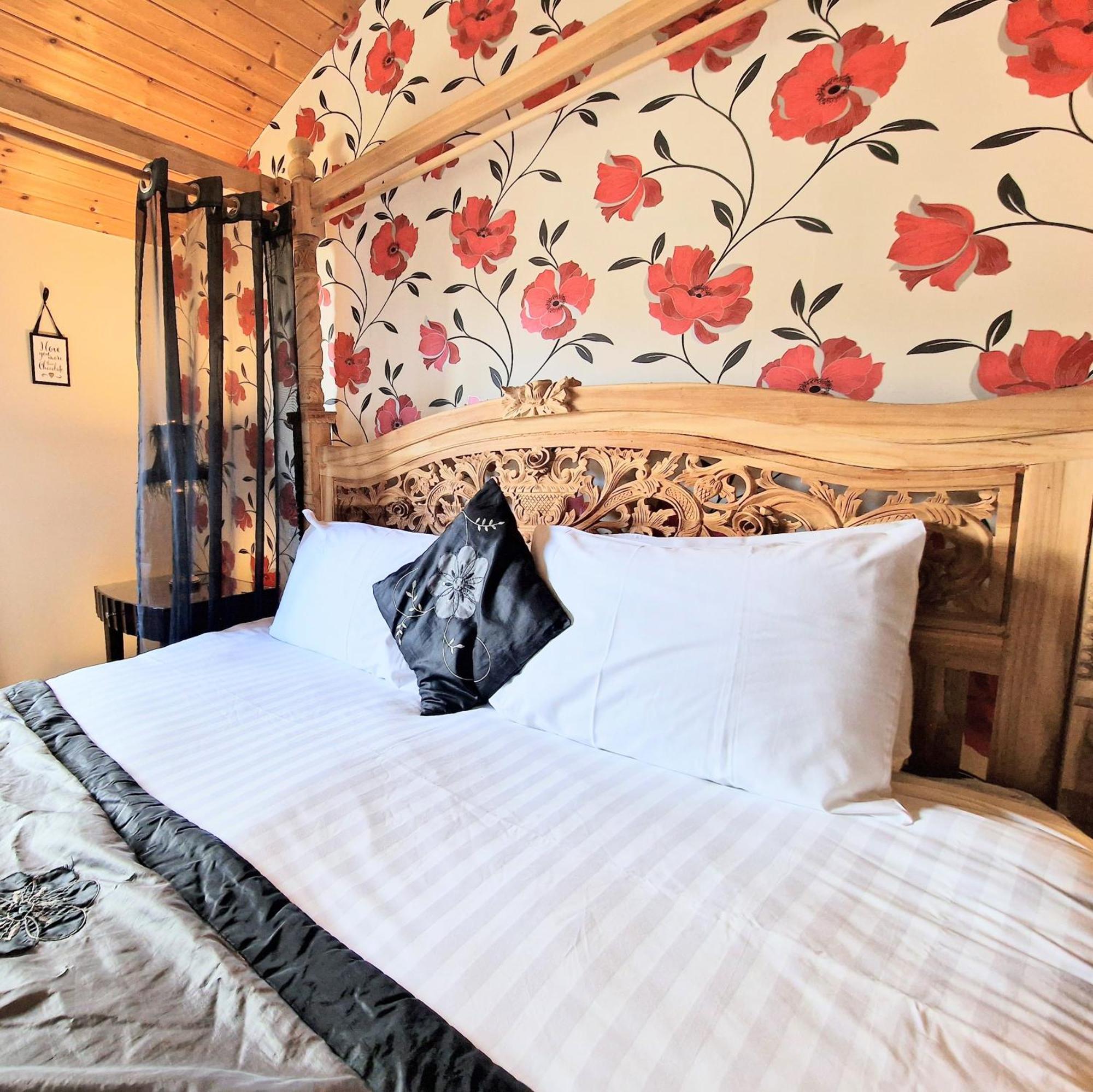 Lomond 4 With Private Hot Tub - Fife - Loch Leven - Lomond Hills Villa Kelty Екстериор снимка