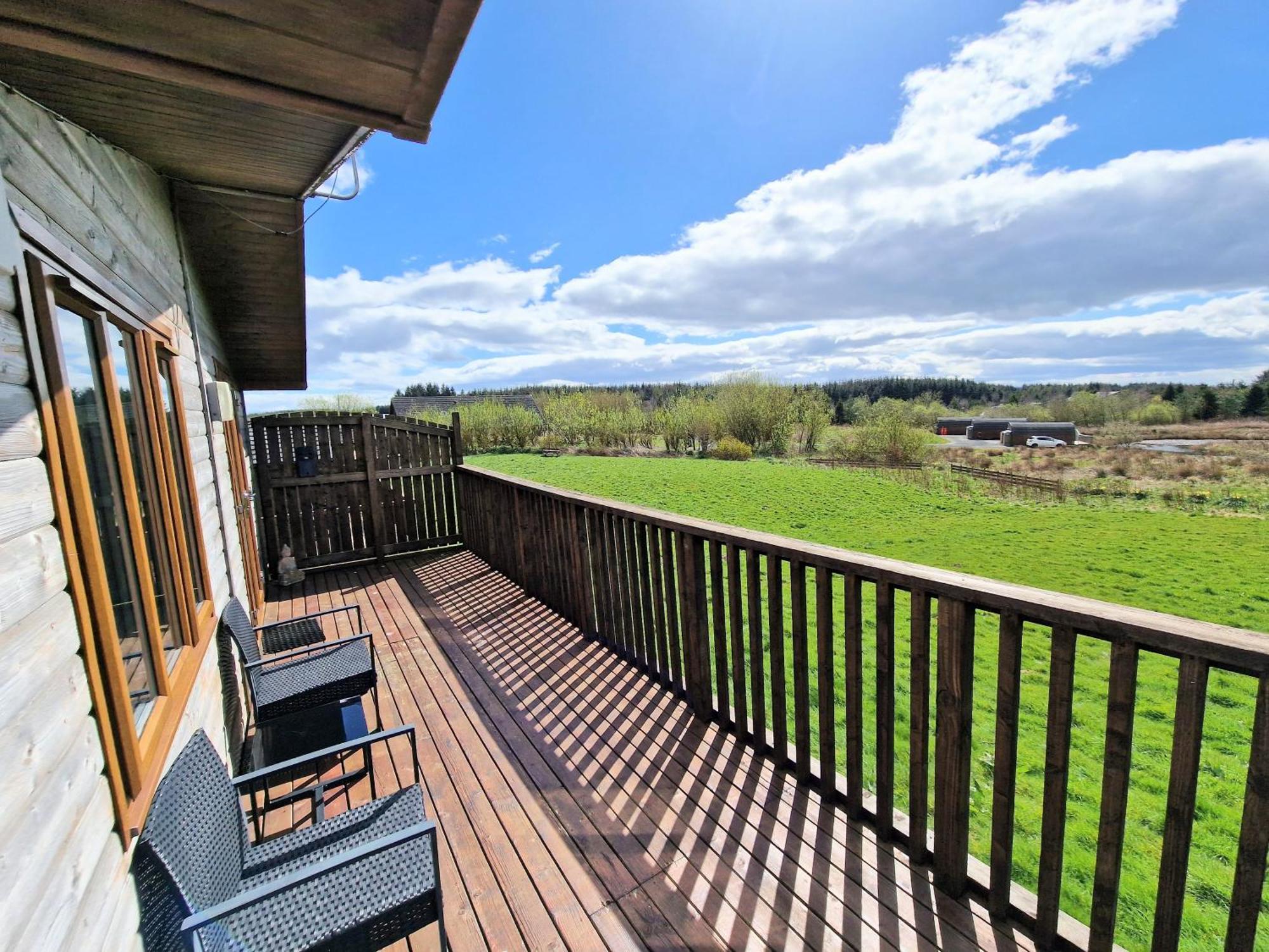 Lomond 4 With Private Hot Tub - Fife - Loch Leven - Lomond Hills Villa Kelty Екстериор снимка